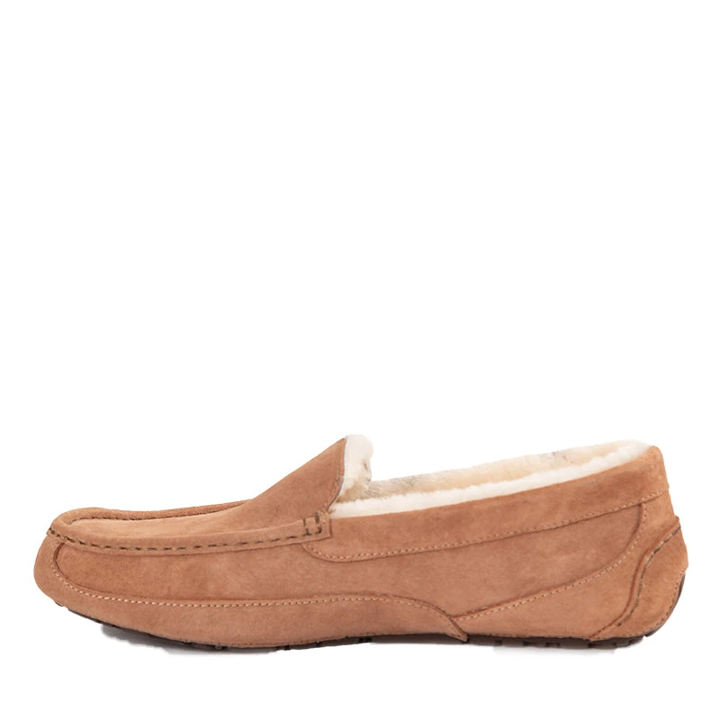 UGG Premium Men Traditional Moccasin 4 UGG Premium Men Traditional Moccasin - Image 2