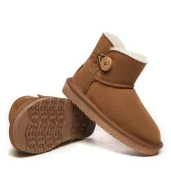 Ugg Nolan Kids Mini Button -Jumbo Sale Store c5 1895ba34 cab0 4454 b0d1 dfdc6ae94317