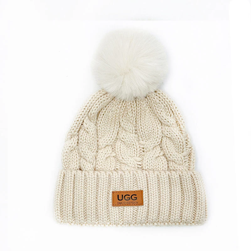 UGG Platinum PomPom Beanie 9 UGG Platinum PomPom Beanie - Image 7
