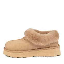 UGG Kathryn Supreme Platform Slippers 23 UGG Kathryn Supreme Platform Slippers -Jumbo Sale Store ugg kathryn supreme platform slippers 226464