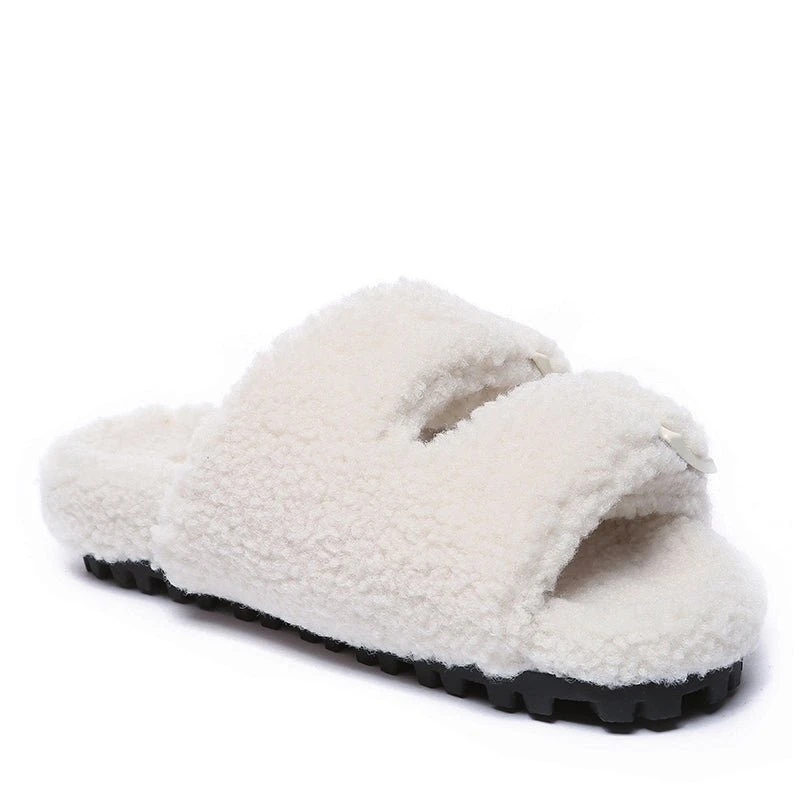 UGG Shaggy Slides 5 UGG Shaggy Slides - Image 3